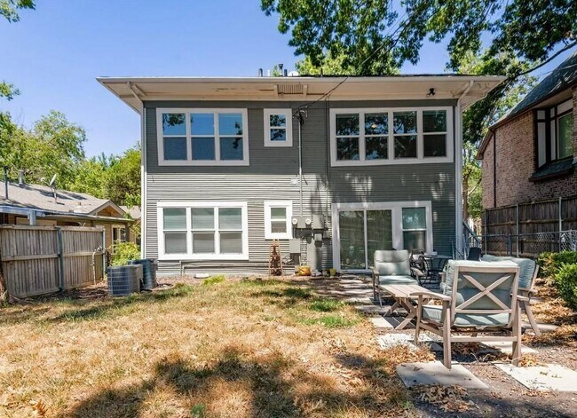 Building Photo - 5634 Willis Ave