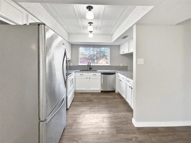 Foto del edificio - 3705 White Bud Ct