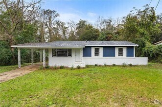 Building Photo - 1153 Oak Ln Dr