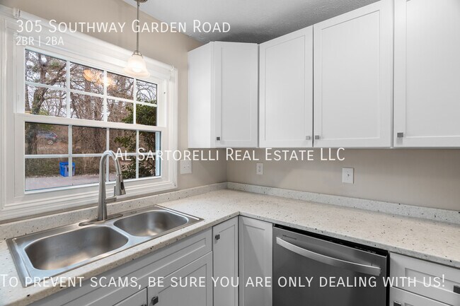 Foto del edificio - 305 Southway Garden Rd