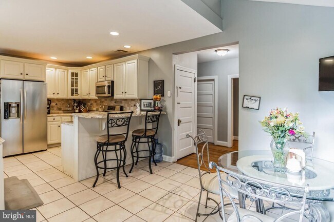 Foto del edificio - 1116 Wooded Way Dr