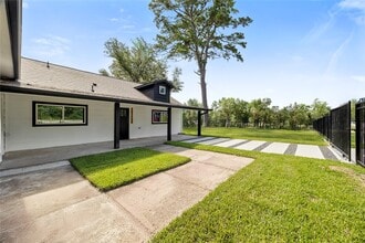 Building Photo - 14125 Norway St