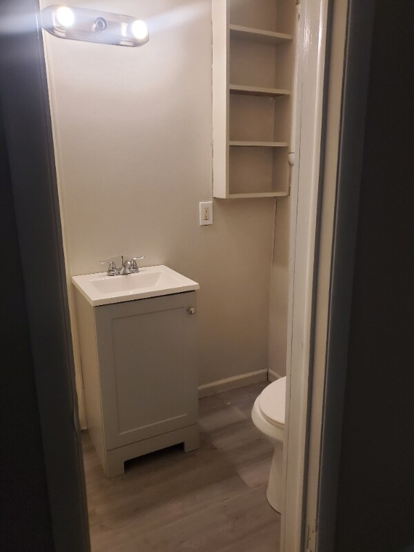 Foto del edificio - 16816 Glendale Ave