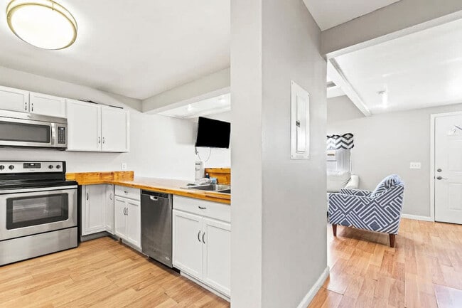 Foto del edificio - 5218 Beach Dr