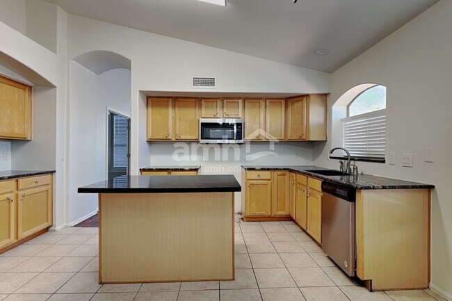 Foto del edificio - 10262 W Patrick Ln