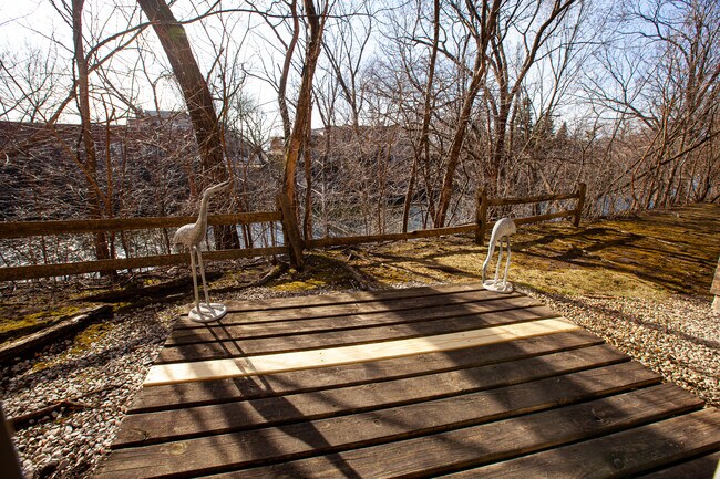 Southwest facing corner unit overlooks the Chicago River. - 2619 W Agatite Ave