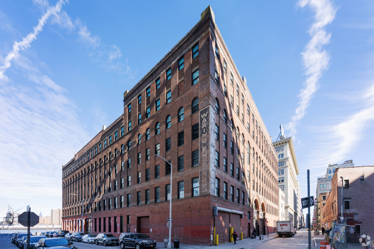 Primary Photo - Gold Street Lofts