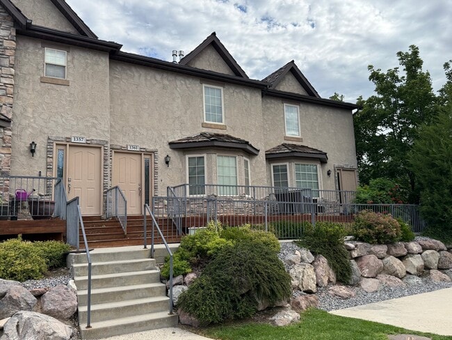 Building Photo - 1361 Mossy Springs Ln