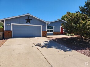 Building Photo - 119 N Heritage Ln