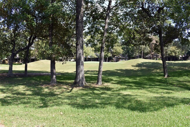 Building Photo - 3214 Wedgewood Cir