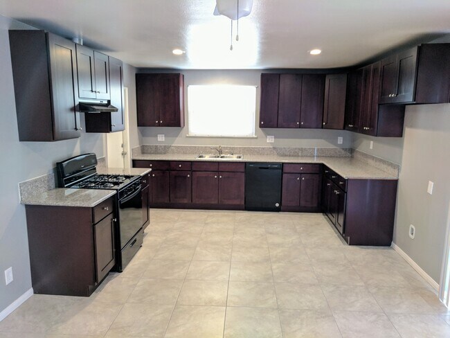 Foto del edificio - 5887 Allwood St