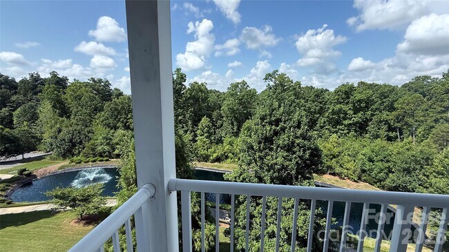 Foto del edificio - 14668 Via Sorrento Dr