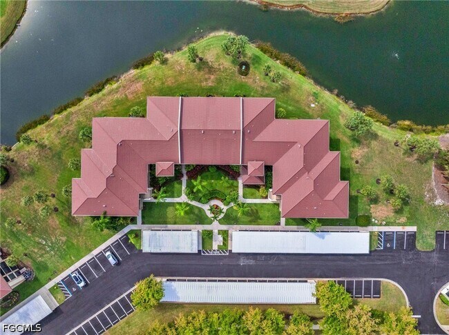 Foto del edificio - 12150 Kelly Sands Way