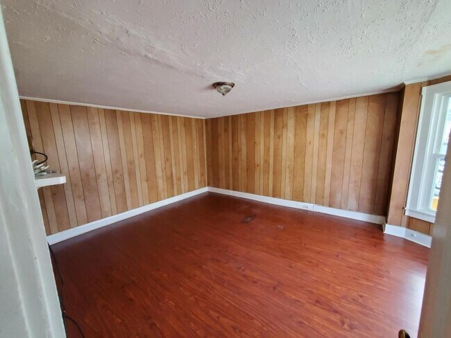 Living Room - 51 Bowdoin St