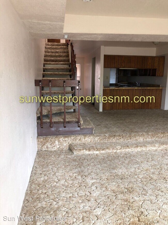Foto del edificio - 3 br, 2.5 bath House - 1048 E. Navajo St.