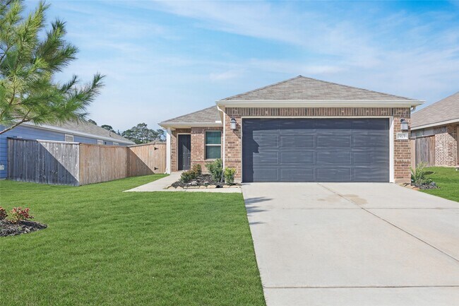 Building Photo - 915 Silver Birch Br