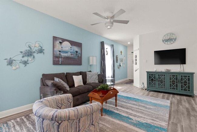 Building Photo - 237 Benmyrtle Trl