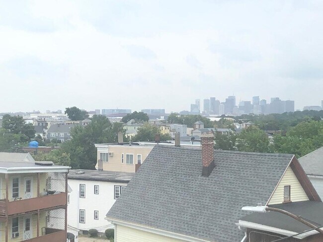 Foto del edificio - 240 Leyden St