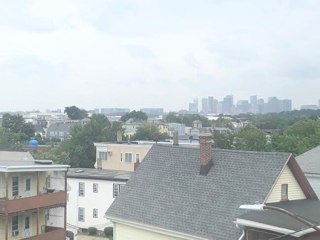 Building Photo - 240 Leyden St