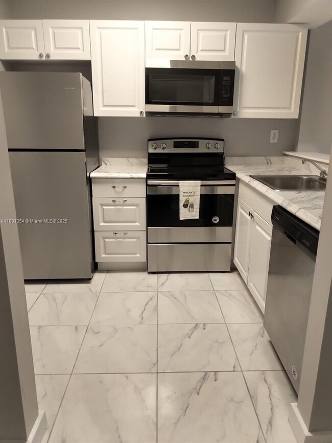 Foto del edificio - 16465 NE 22nd Ave