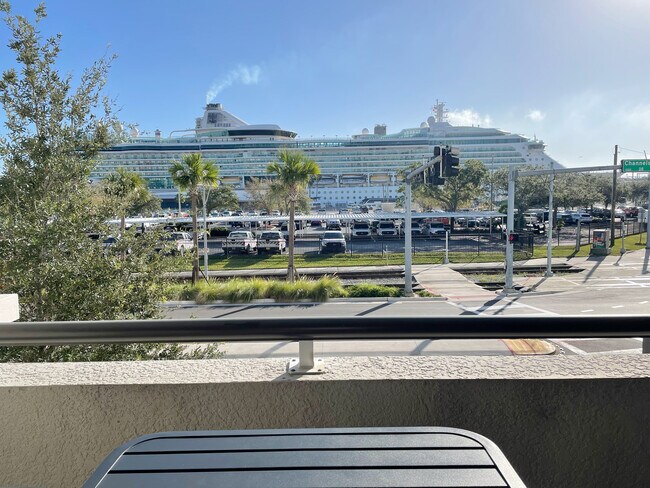 Building Photo - 1002 Channelside Dr
