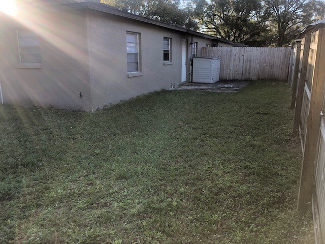 Building Photo - 707 N Palm Dr