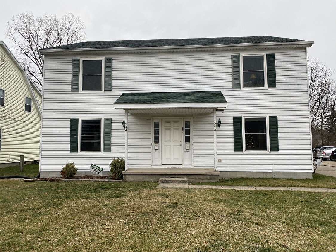 342 Spartan Ave Unit 344 Spartan, East Lansing, MI 48823 Condo for