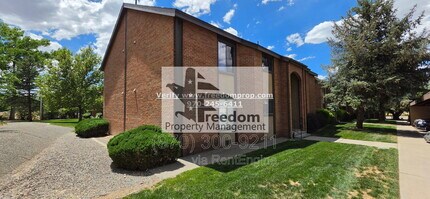 Building Photo - 636 636 Horizon Dr