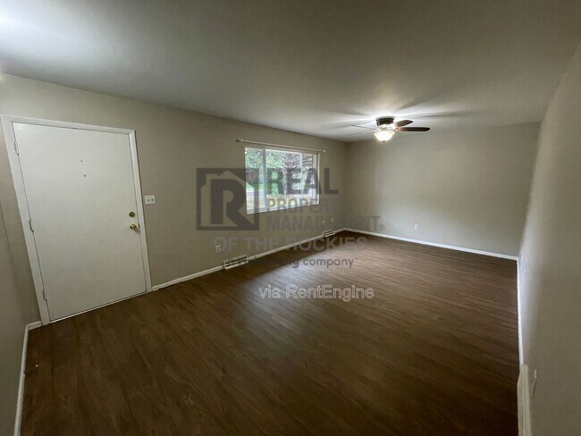 Building Photo - 1607 Larch St