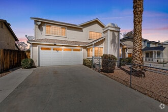 Building Photo - 42851 Lemonwood Dr