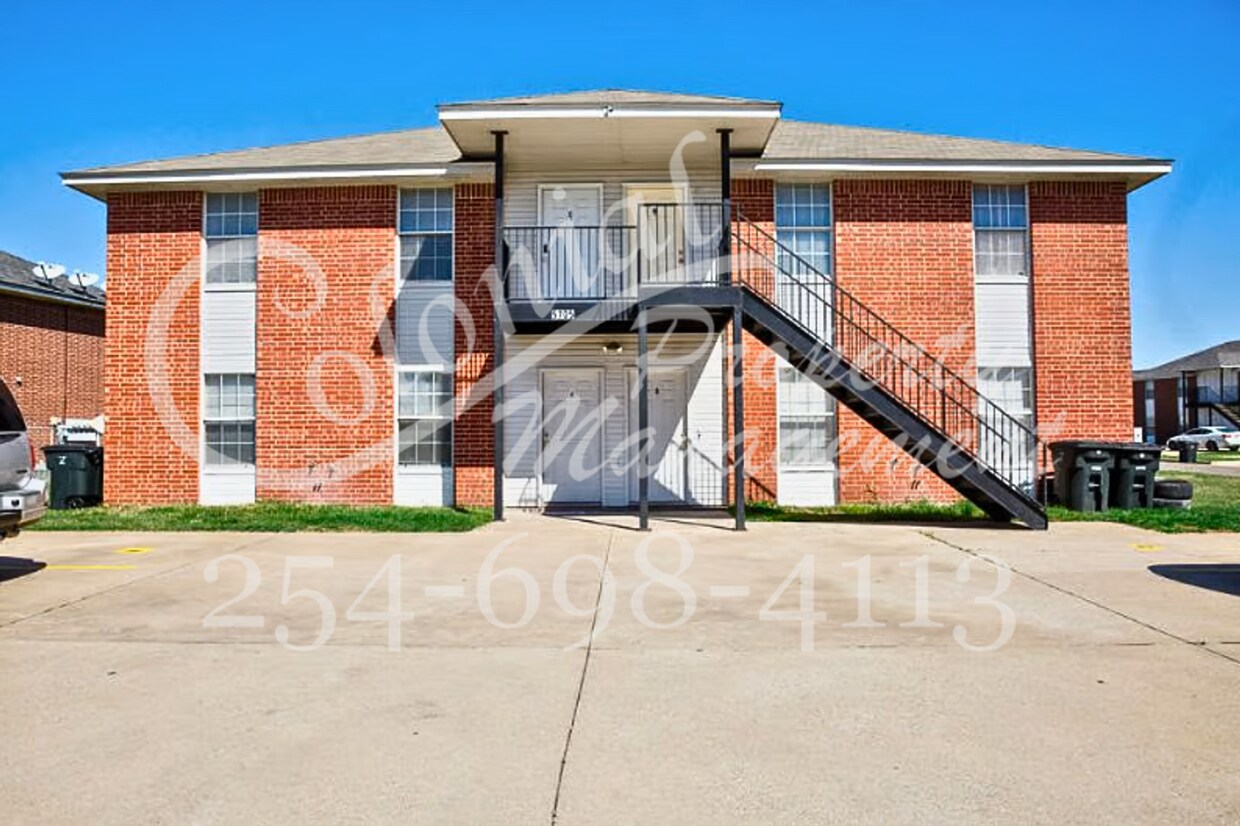 Foto principal - 5705 Greengate Dr