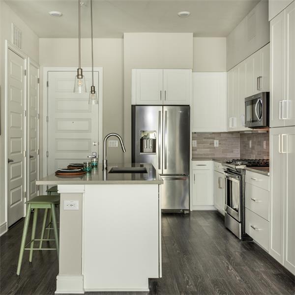 Foto del edificio - 1300 W 5th St