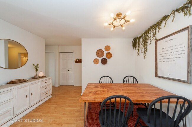 Building Photo - 1450 Sandpebble Dr