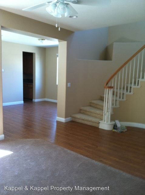 Building Photo - 1689 McGuire Cir