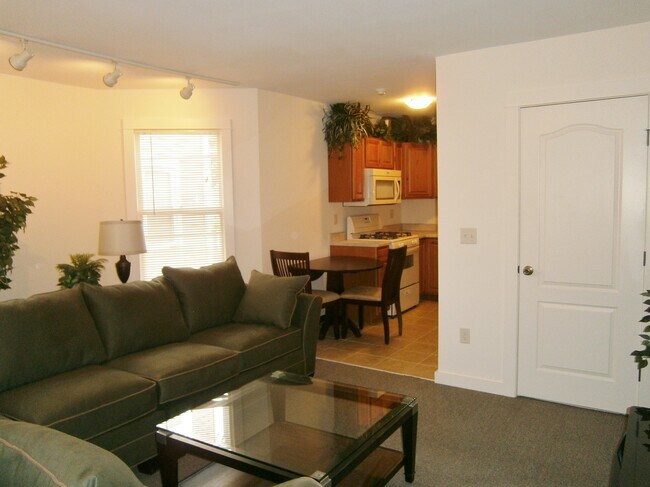 Foto del edificio - 103 Highland Pl