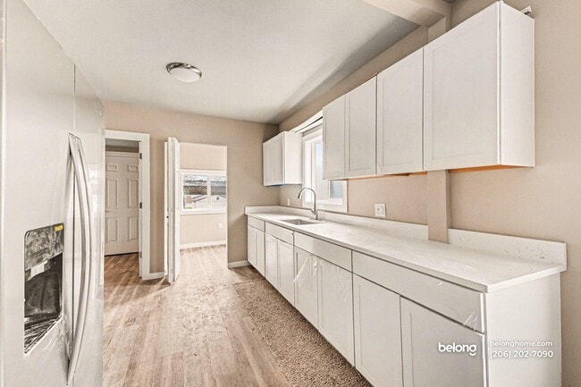 Building Photo - 2311 S L St