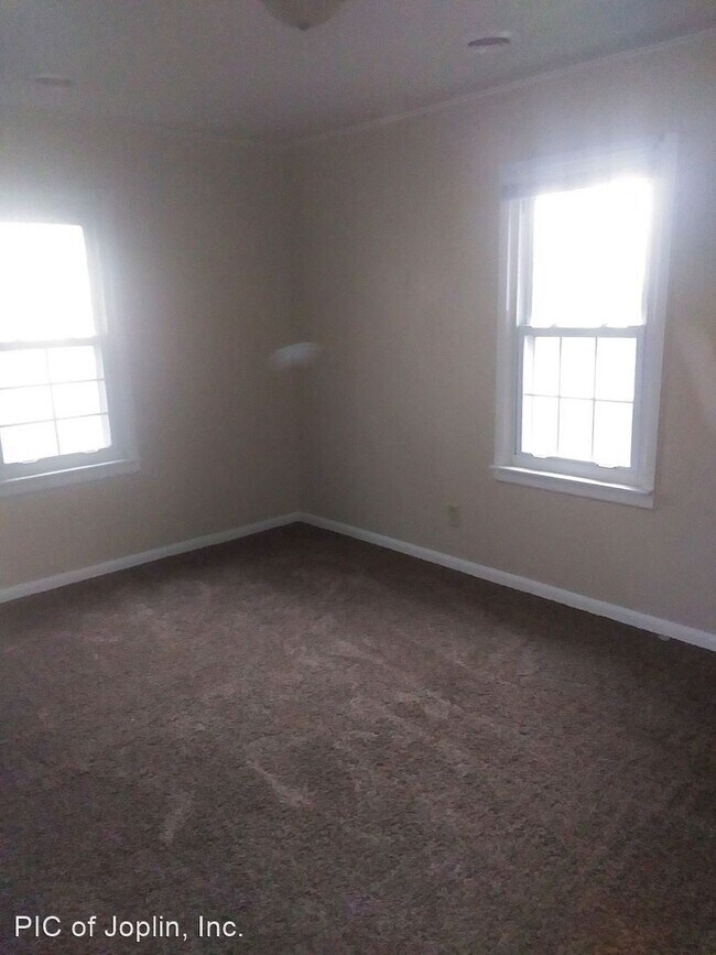 Foto del edificio - 3 br, 1 bath House - 1013 Jefferson