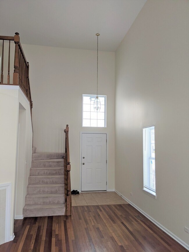 Foto del edificio - 692 Silk Oak Ln