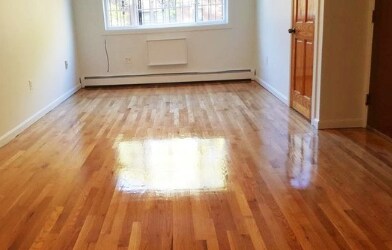 Building Photo - 430 Gates Ave