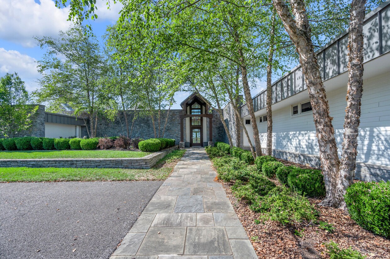 825 Steele Rd, Versailles, KY 40383 House Rental in Versailles, KY