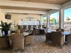 Building Photo - 209 NE Coastal Dr