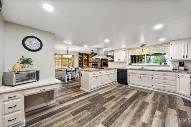 Foto del edificio - 1503 Calle Hermosa