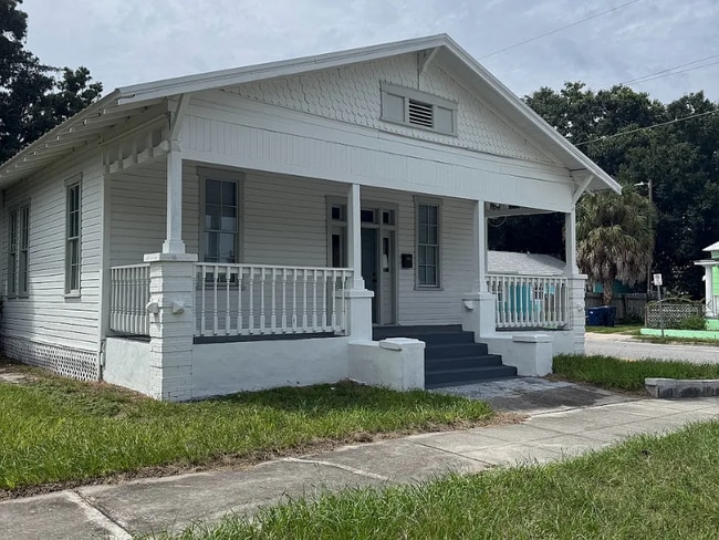 Building Photo - 2708 N 19th St