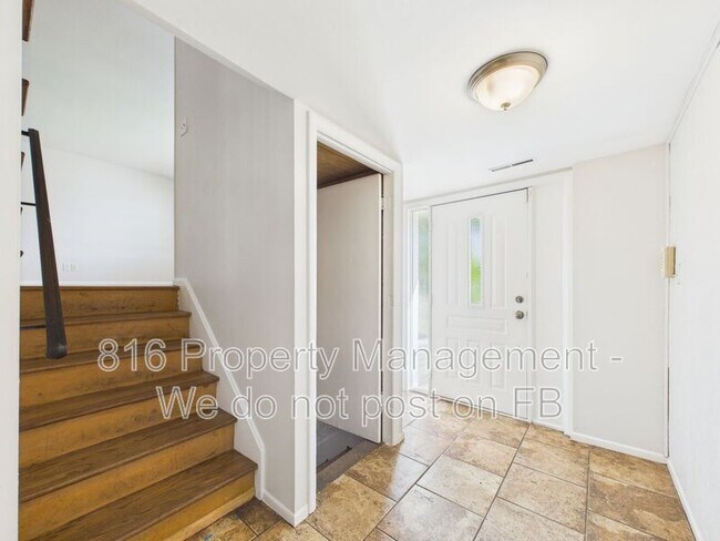 Foto del edificio - 7800 E 91 St