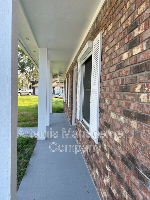 Foto del edificio - 12421 Bears Den Ct
