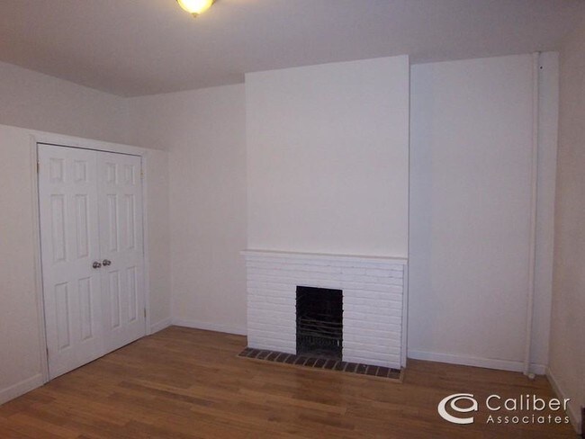 Foto del edificio - 159 E 33rd St