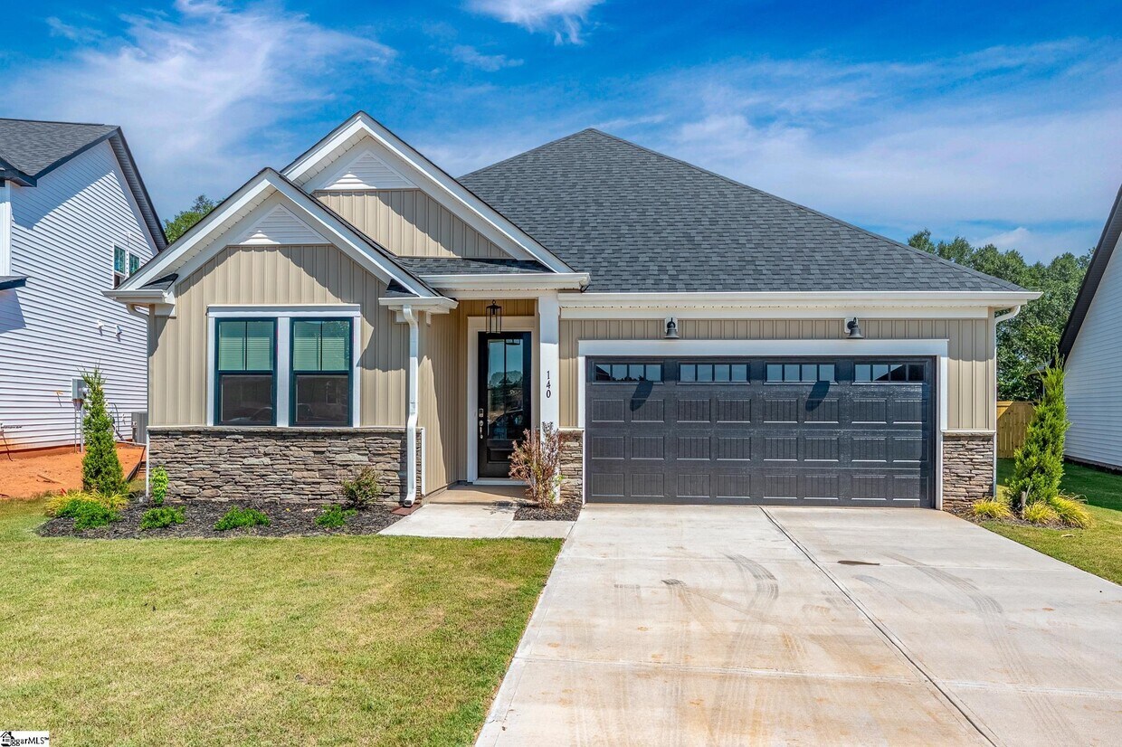 Primary Photo - 140 Laurel Oak Dr
