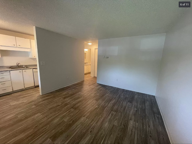 Foto del interior - Lindbrook Apartments: Leasing Specials! Gr...