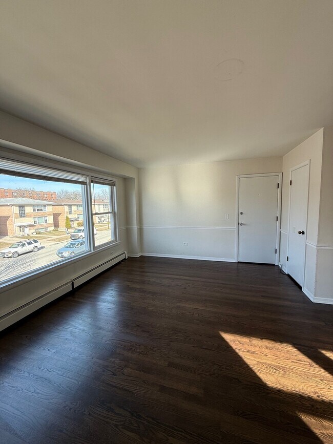 Foto del edificio - 8527 W Berwyn Ave