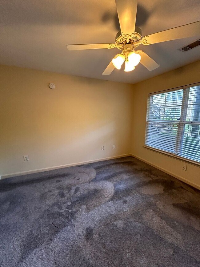Foto del edificio - 3831 Cherokee Woods Way